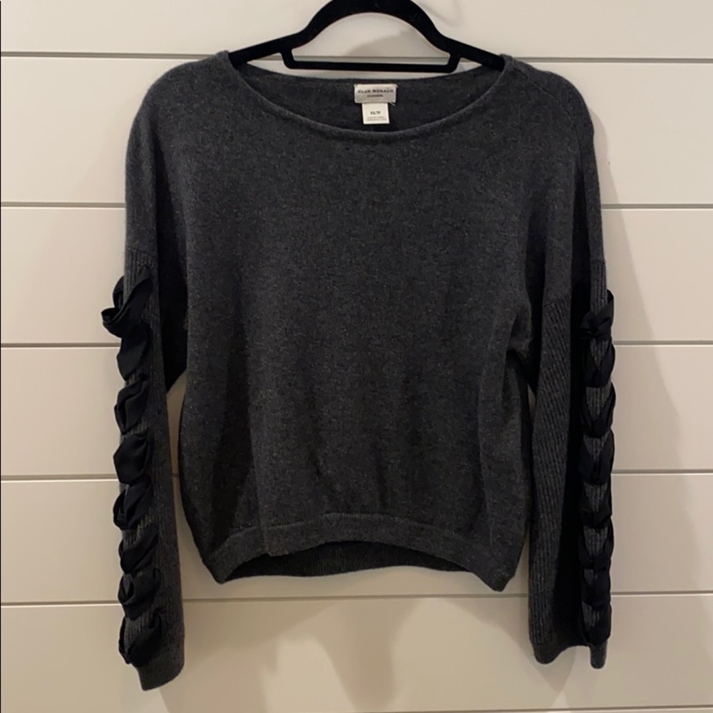 Club Monaco Cashmere Grey Sweater w/Sleeve Detail